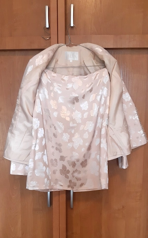 AKCIÓ! Elegáns, selyem női kosztüm 38-as méretben eladó. - kép 4