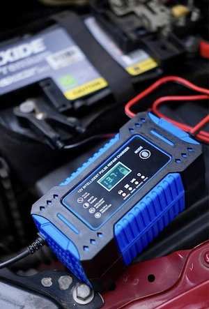  Akkumulátor töltő 4-100ah AGM EFB lemerült akku regenerálása impulz töltéssel akár házhoz is  - kép 2