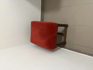 Bőrgarnitúra ajándék koloniál puffal eladó - kép 3