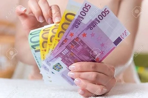 Kölcsönök: Finanszírozás és befektetések projektjei fejlesztéséhez országszerte 