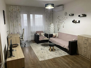 Óbuda Flórián tér közelében fiatalos  igényesen bútorozott gépesített lakás kiadó!