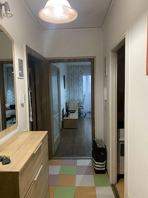 Óbuda Flórián tér közelében fiatalos  igényesen bútorozott gépesített lakás kiadó! - kép 5