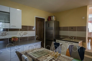 Szil - Masszív szerkezetű, felújított kis ház ELADÓ!! - kép 7