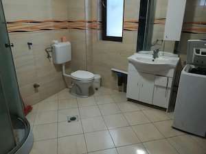 Nyíregyháza-Sóstóhegy övezetében, nappali+5 szobás szintes családi ház eladó! - kép 8