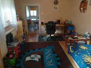 Napkoron a központ közelében 2 szobás családi ház eladó! - kép 8