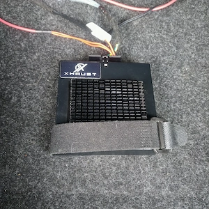 Xhaust kipufogó hanggenerátor 