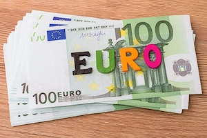 HITELEKET KÍNÁLUNK:és befektetéseket vállalkozásoknak és szakembereknek.  Pénzügyi banki és befektet