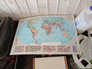 Stiefel kétoldalas, laminált könyökalátét, amely a Magyar Szent Korona országait ábrázolj 3000ft óbu - kép 3