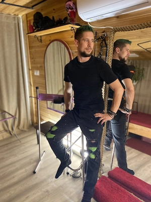 BDSM szeánsz   ahol elengedheted a kontrollt.  - kép 7