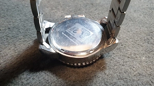 Bosch karóra eladó, karcos üvegű - kép 5