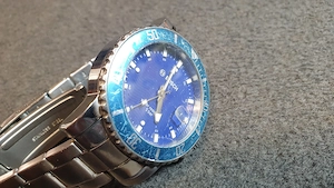 Bosch karóra eladó, karcos üvegű - kép 11