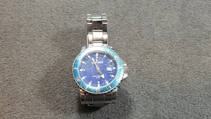 Bosch karóra eladó, karcos üvegű - kép 2