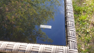 Rattan stílusú kisasztal eladó fekete üveglappal - kép 2