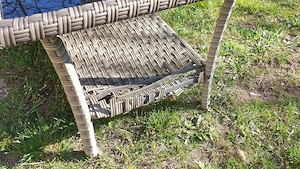 Rattan stílusú kisasztal eladó fekete üveglappal - kép 5