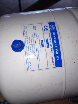 fordított ozmózis (RO) víztároló tartály 9000ft óbuda hagyatékból maradt   személyes átvétel óbudán  - kép 3