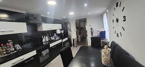 Kiskunhalas Alsóváros, felújított családi ház saroktelken! - kép 11