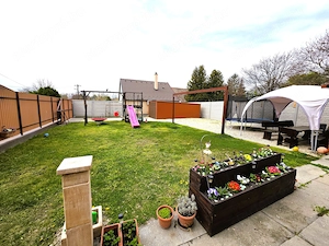 Kiskunhalas Alsóváros, felújított családi ház saroktelken! - kép 14