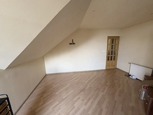 Nyíregyházán a Holló utcában belső szintes lakás eladó! - kép 7