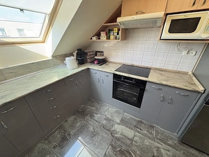 Nyíregyházán a Holló utcában belső szintes lakás eladó! - kép 12