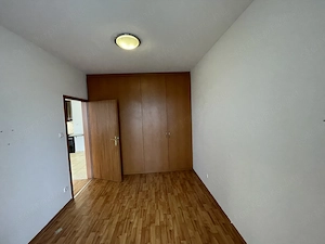 XI., Szerémi úti 2 szobás, erkélyes, klímás, azonnal költözhető lakás + autóbeálló eladó! - kép 8