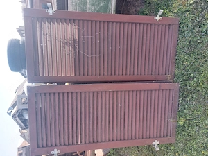 2 pár sz;112 m;128 fa zsalugáter kép szerinti állapot egyben történő vételnél 15 ezer ft pár.