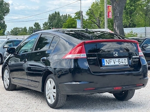 eladó egy Honda Insight - kép 2