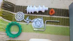 Műanyag húsdaráló, gyümölcsdaráló eladó - kép 6