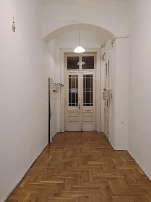 Irodának kiadó 90 nm-es ingatlan a Teréz körúton   NEM lakáscélra - kép 2