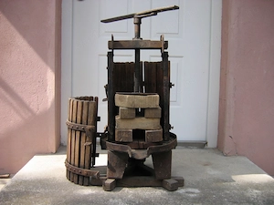 Régi öntöttvas prés eladó. - kép 3