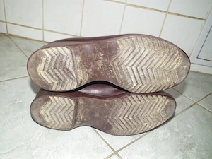 Alig használt magyar katonai bakancs surranó 42 -es (nr.13) - kép 8