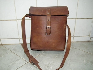 Szép retró katonai táska férfi bőrtáska bőr táska válltáska nr.4