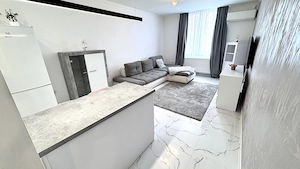 Nagykállóban 69 nm-es 2 szoba-nappalis igényes újszerű lakás eladó - kép 4