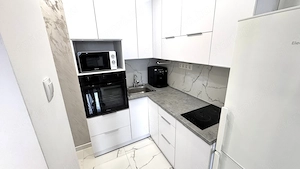 Nagykállóban 69 nm-es 2 szoba-nappalis igényes újszerű lakás eladó