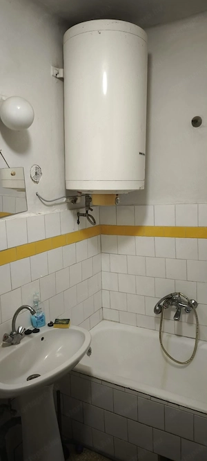 Eladó családi ház Szakolyban   1,5 szobás, két épülettel! - kép 3