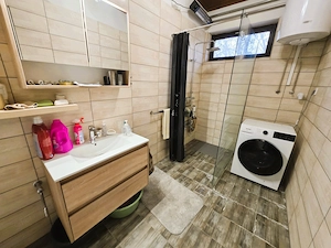 Kiskunhalas 5 szobás, 2 lakrészes, napelemes családi ház eladó! - kép 8