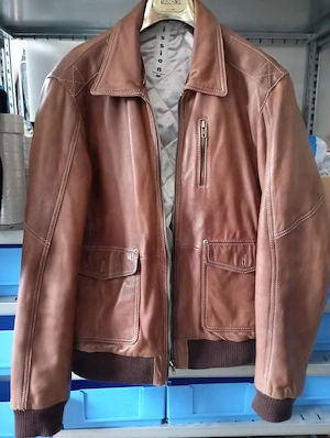 Eladó Mision bőrkabát L méretben Stílus: Vintage TOP GUN, repülőkabát, bomberkabát,