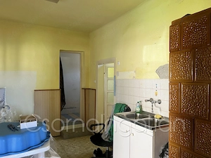 Csorna - 1127 m2-es telken bontandó ház eladó - kép 6