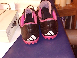 Adidas Predator műfüves 42,5 15000ft óbuda személyesen óbudán lakcimemen vagy előre fizetés után mpl - kép 3