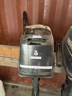 8 LE Yamaha rövidcsizmás hajómotor - kép 3