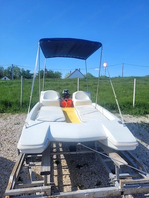Free Boat E-go típusú katamarán kishajó + 8 LE Yamaha 2T motor - kép 8