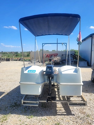 Free Boat E-go típusú katamarán kishajó + 8 LE Yamaha 2T motor - kép 7