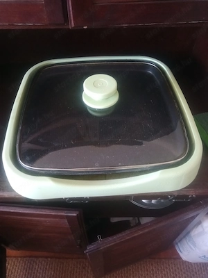 WS Teleshop Hot Plate 9000ft óbuda 36 50 104 8272  Miért jó, hogy a Hot Plate négyszögletű serpenyő 