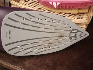 Philips GC2148 30 EasySpeed Plus gőzölős vasaló.  3000ft óbuda 36 50 104 8272  személyes átvétel óbu - kép 4