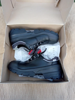 Uvex munkavédelmi cipő 46-os 