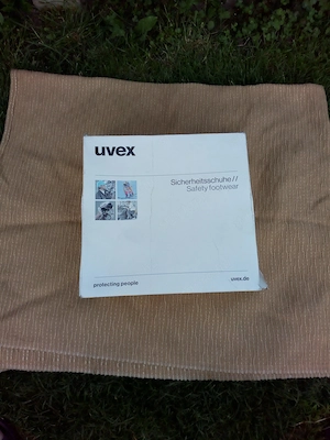 Uvex munkavédelmi cipő 46-os  - kép 5