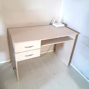 Fiókos Íróasztal jelképes áron elvihető - kép 2