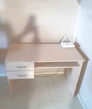 Fiókos Íróasztal jelképes áron elvihető - kép 5