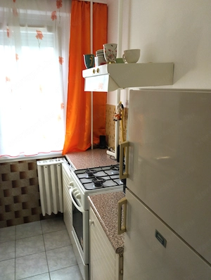 Palotavárosban belváros mellett Cserepes közben 1 emeleten 1+1 szobás 42 m2-es szép állapotú lakás - kép 7