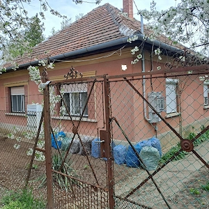 Gyömrőn, állomástól nem messze, 58 m2-es, 3 szobás családi ház 708 m2-es telekkel - kép 10