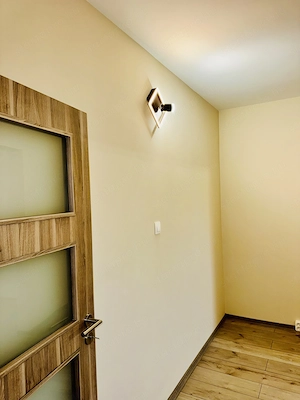 Azonnal költözhető, klímás, teljesen felújított lakás kiadó! - kép 8